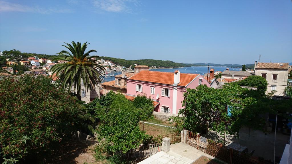 Apartments Villa Adrienne Mali Losinj Exterior photo