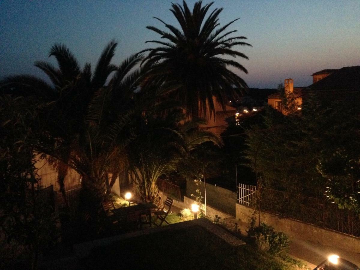 Apartments Villa Adrienne Mali Losinj Exterior photo